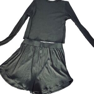 NWOT Hackwith Design House Green Ribbed Long Sleeve Top And Shorts Sz Small